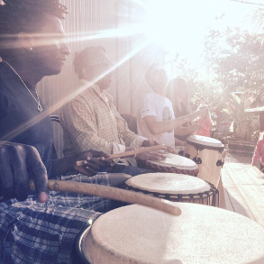 Drumming session - live music
